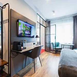  Apartahotel Wozna 11 Stare